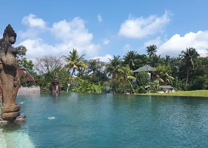 Cendana Resort & Spa By Mahaputra